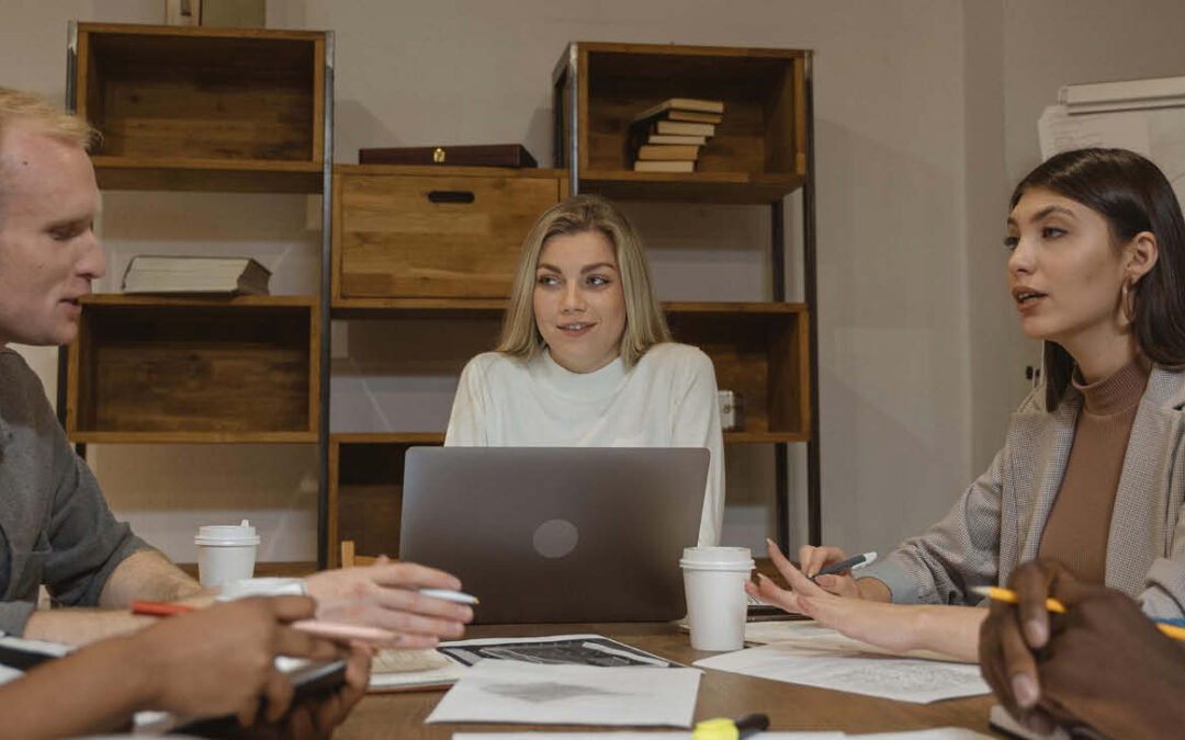 Randal se Reúne com Educadores para Criar Plano de Formação Profissional de Qualidade
